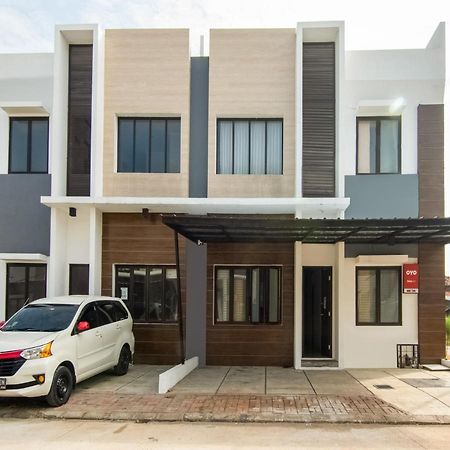 Oyo 3824 Columbus Residence J1 Telukjambe Екстериор снимка