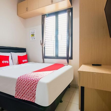 Oyo 3824 Columbus Residence J1 Telukjambe Екстериор снимка