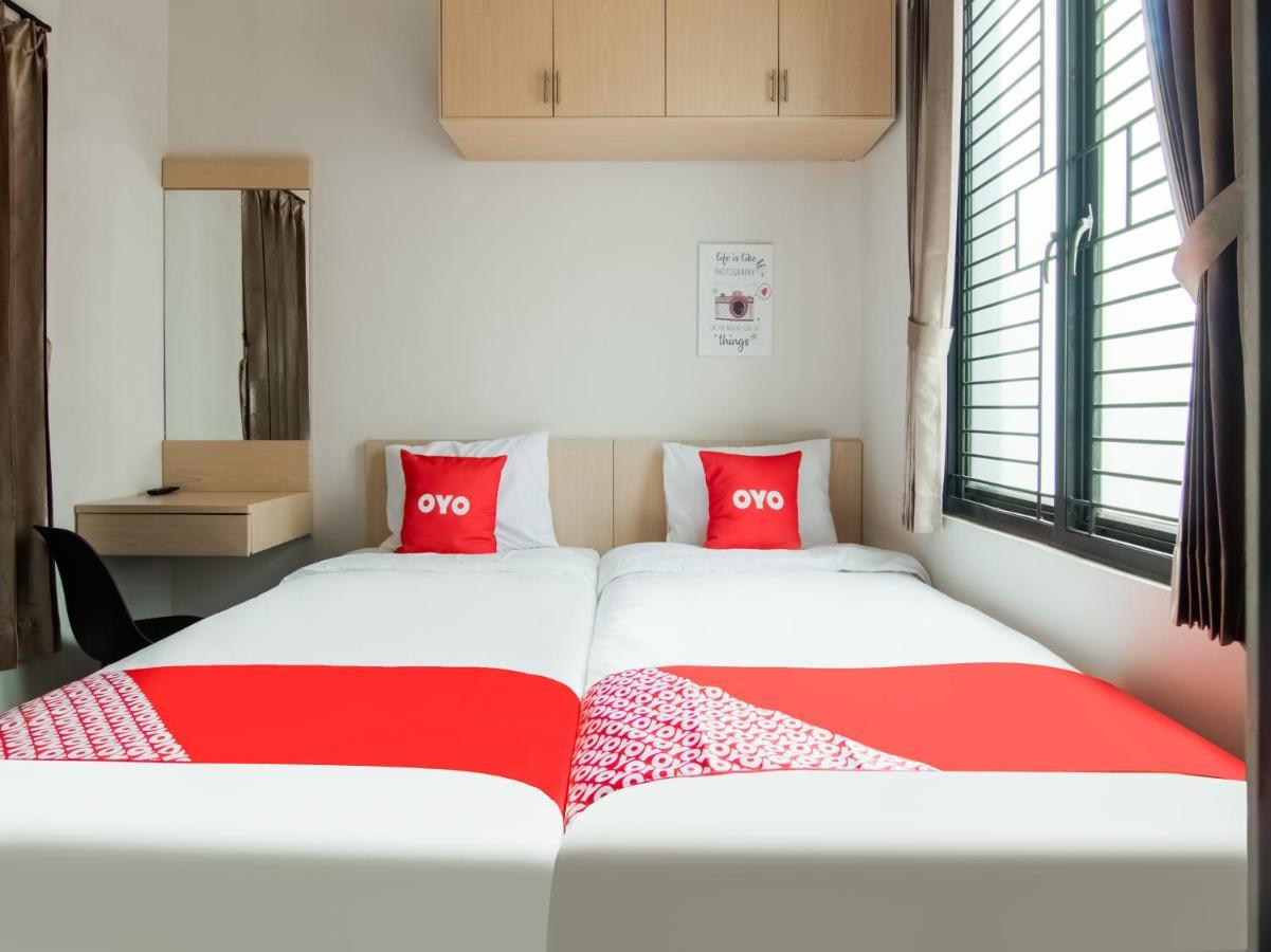 Oyo 3824 Columbus Residence J1 Telukjambe Екстериор снимка